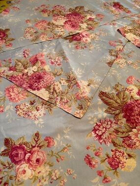 L' Ensoleillade Blue & Pink Rose Floral Remnants of French Country Fabric